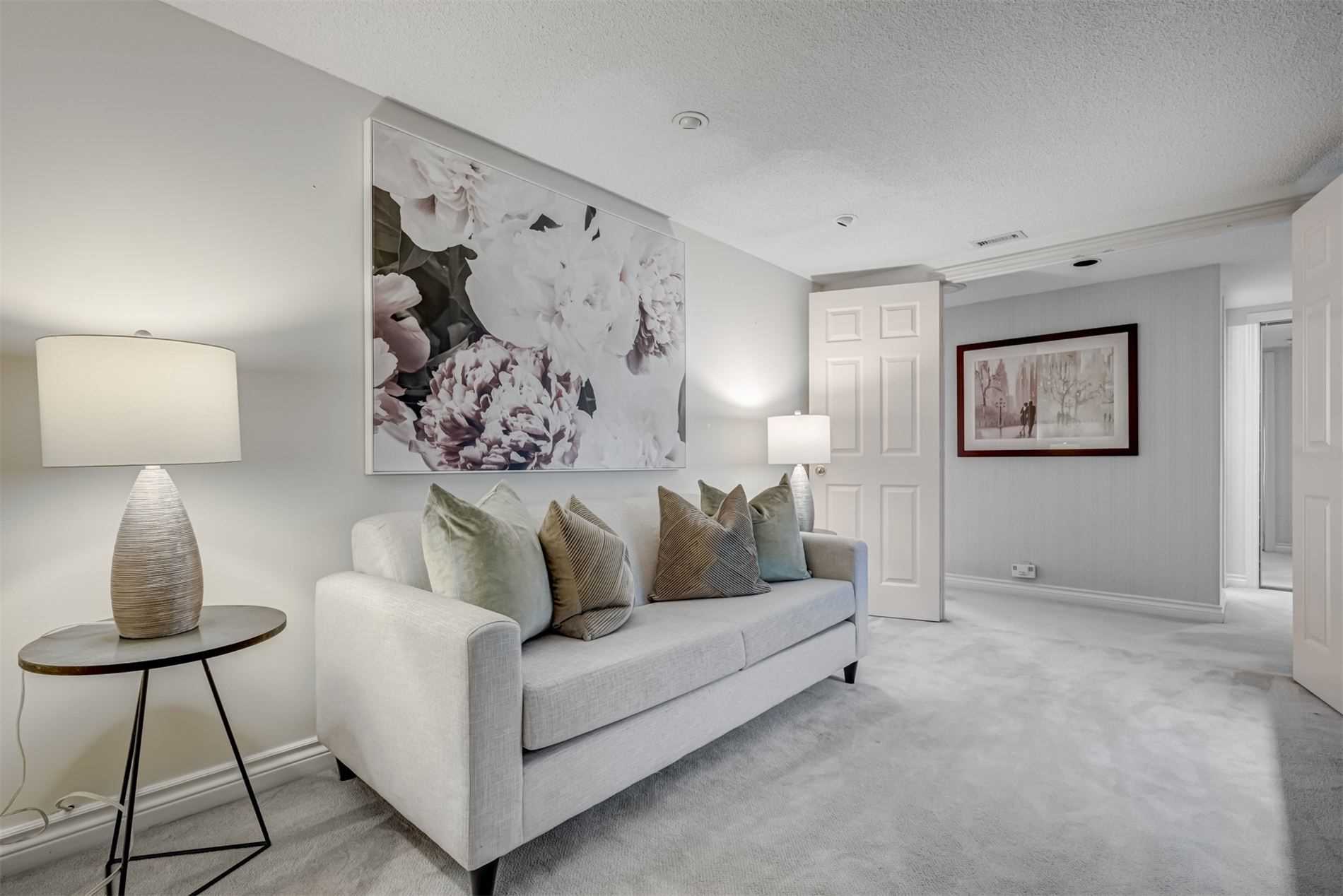 1177 Yonge St, #311