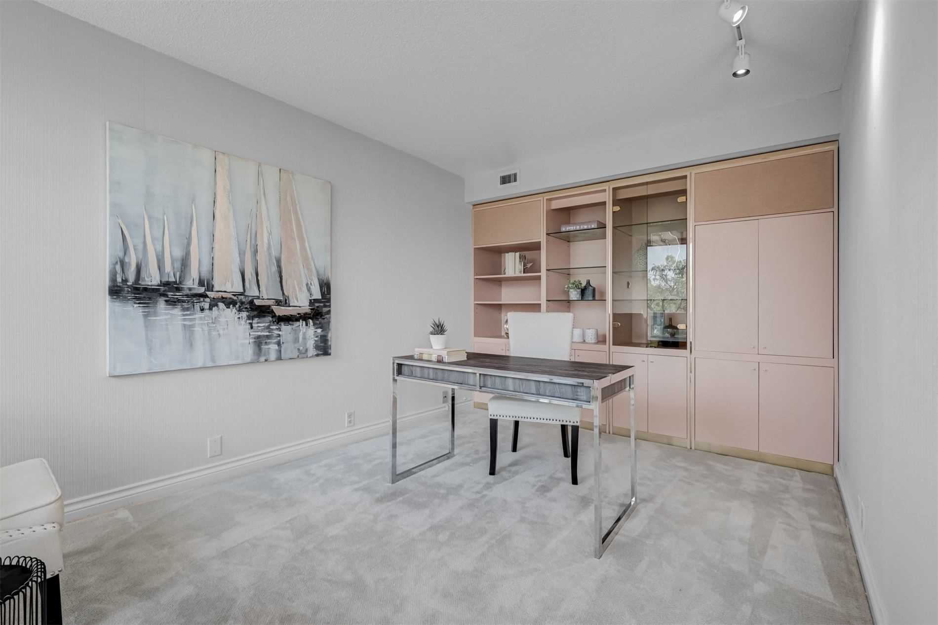 1177 Yonge St, #311