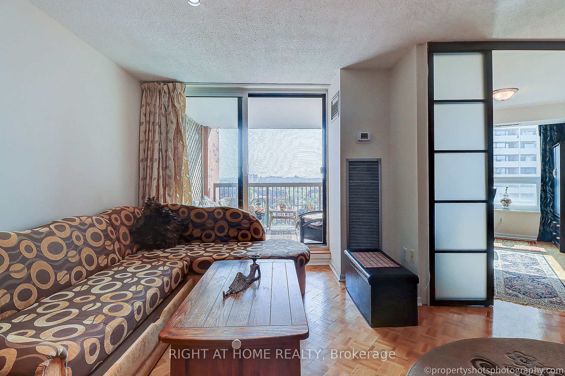 77 Maitland Pl, #1703