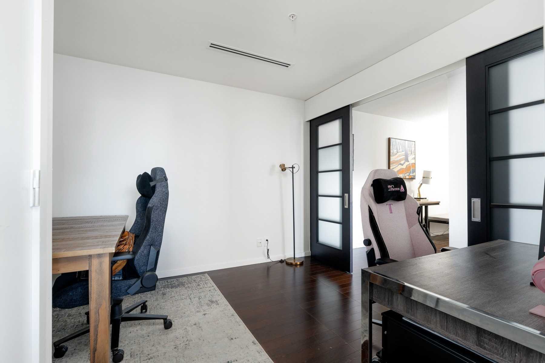 180 University Ave, #4103