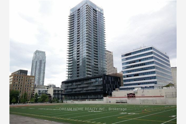 30 Roehampton Ave, Toronto