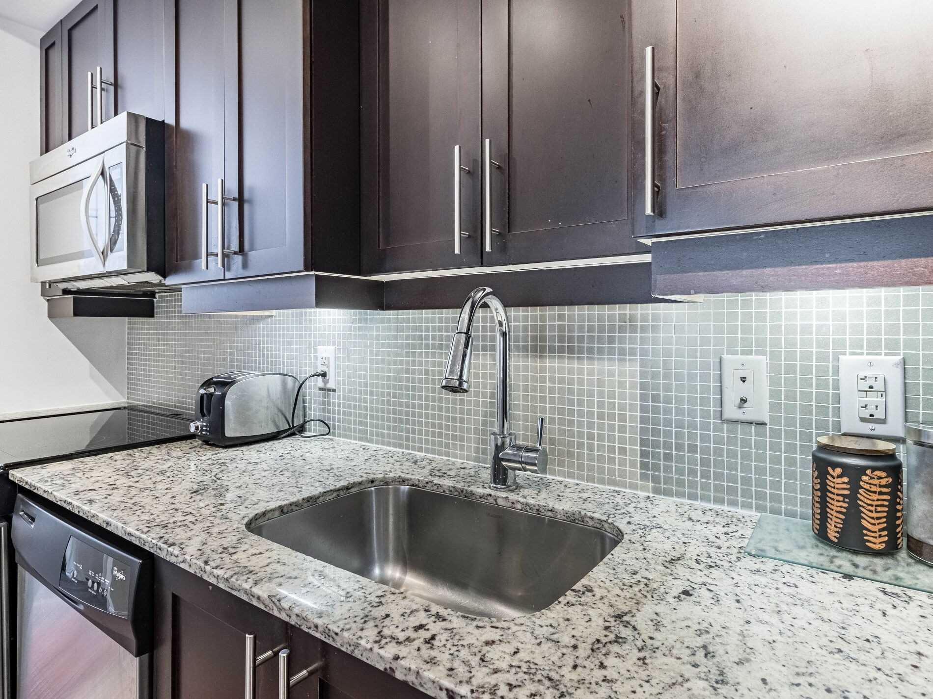 35 Bastion St, #119