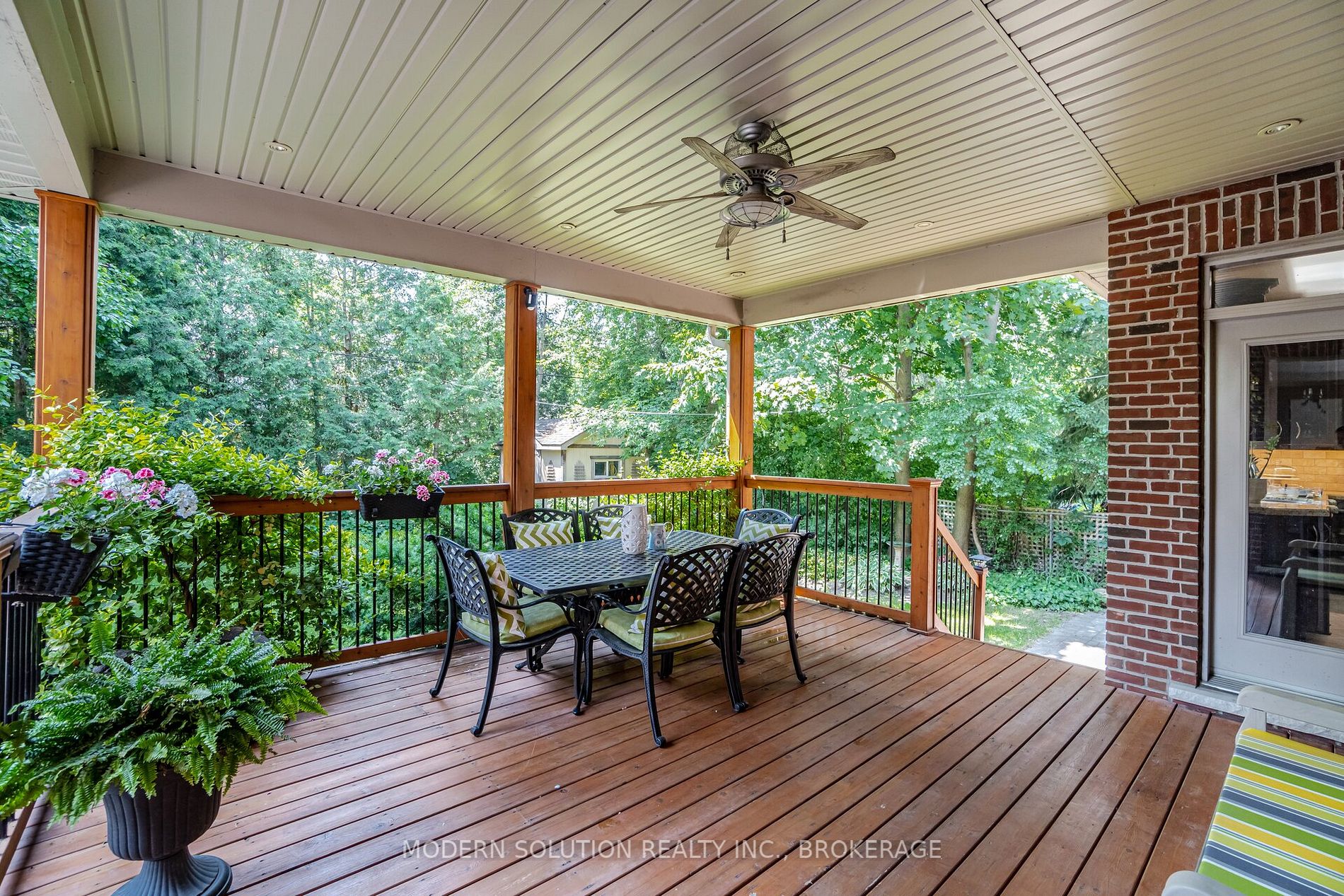 21 Devondale Ave