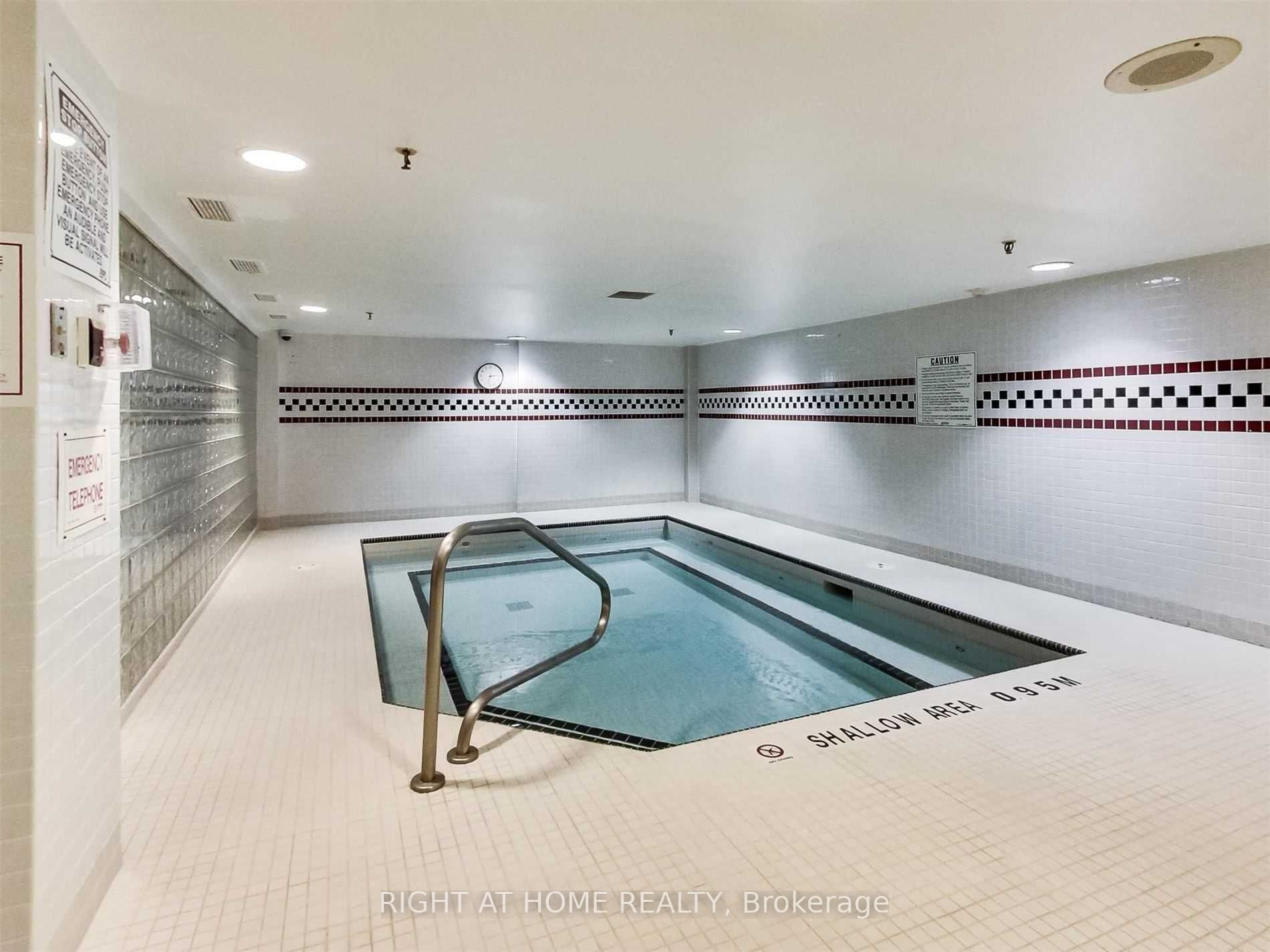 222 The Esplanade, #1006