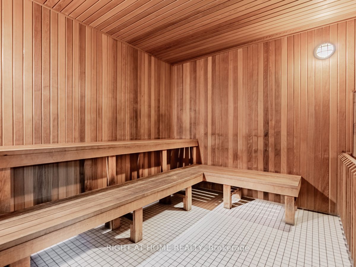 222 The Esplanade, #1006