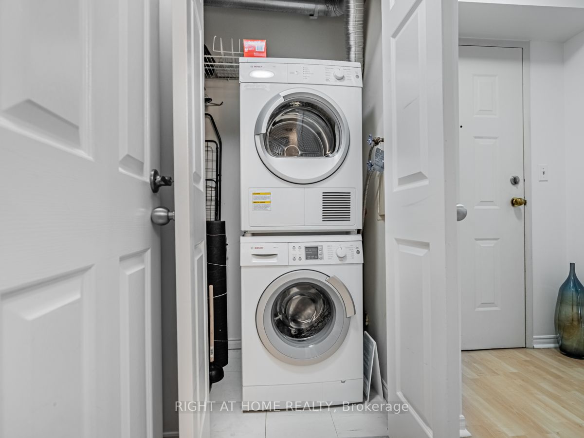 222 The Esplanade, #1006