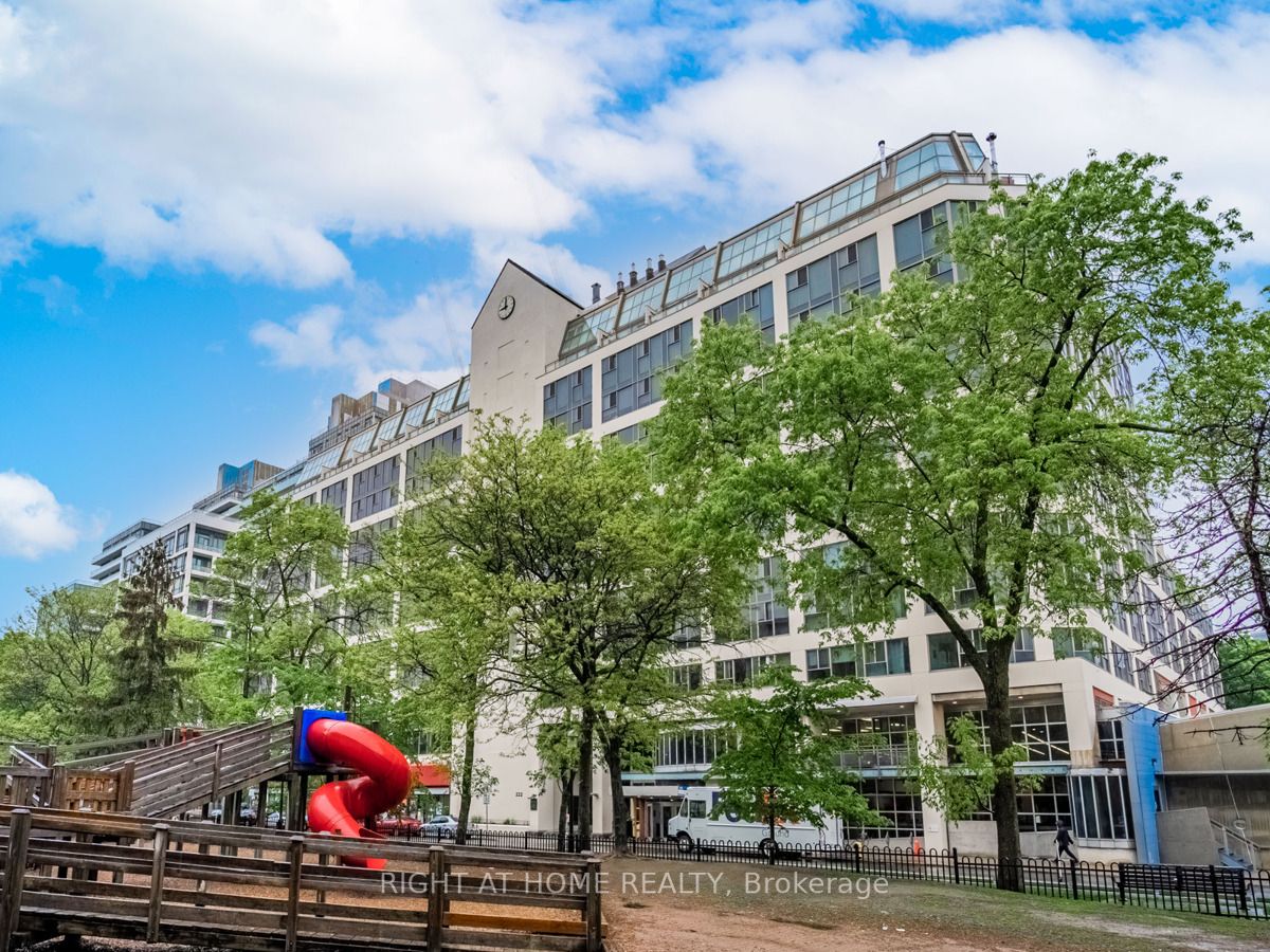 222 The Esplanade, #1006