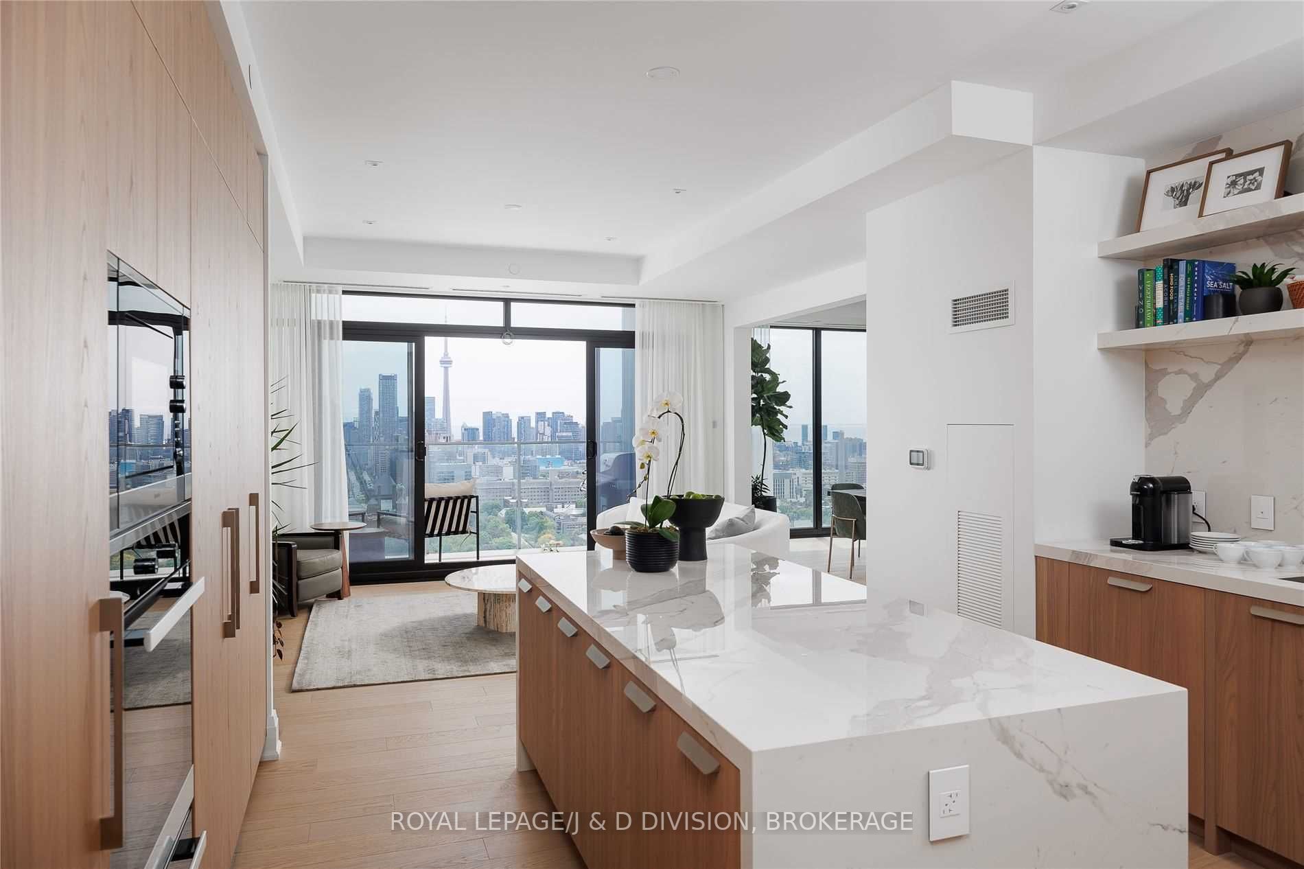 200 Cumberland St, #3403
