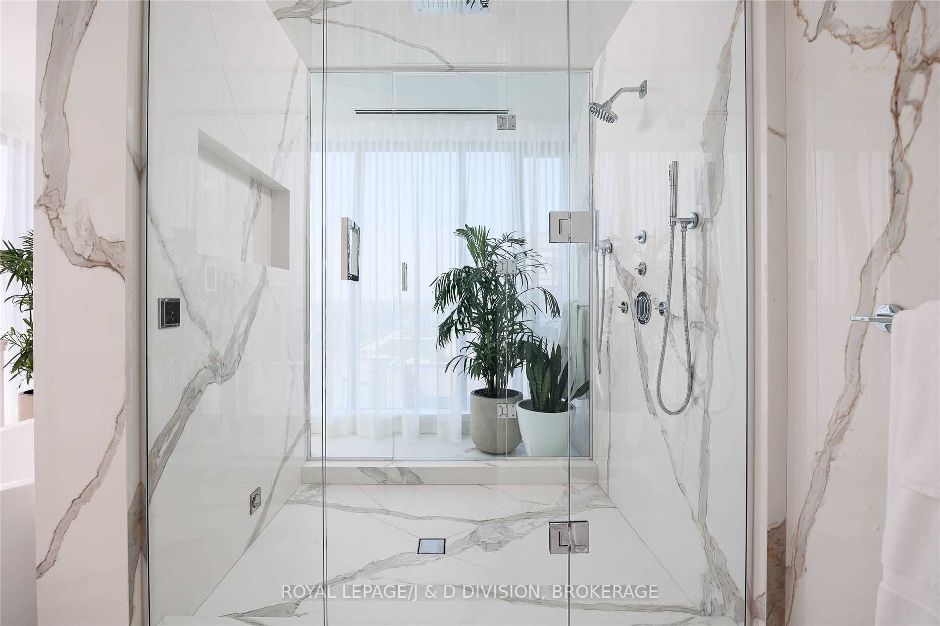 200 Cumberland St, #3403