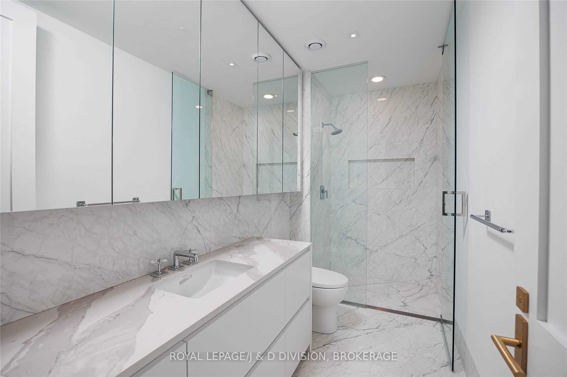 200 Cumberland St, #3403
