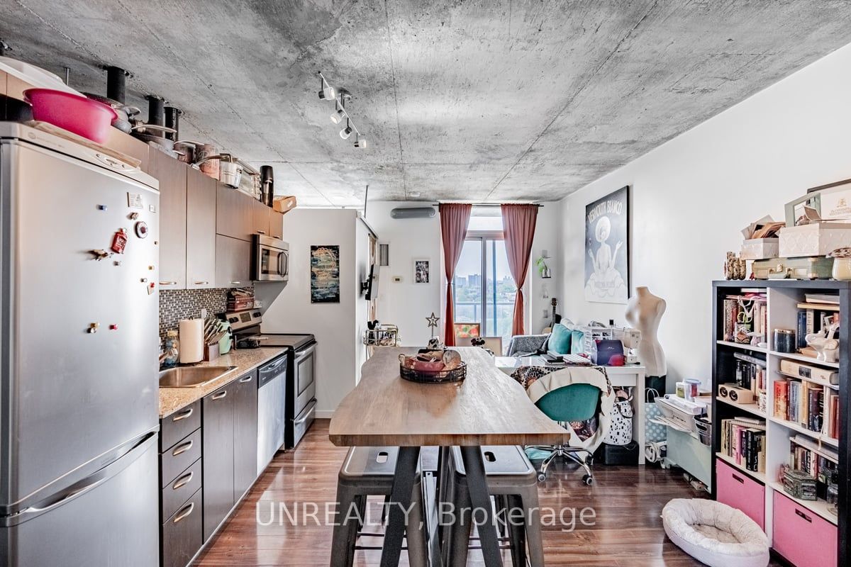 Listing C6026464 - Large Photo # 6