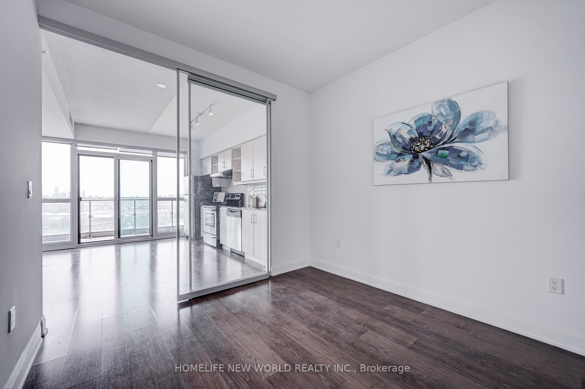 160 Vanderhoof Ave, #1111