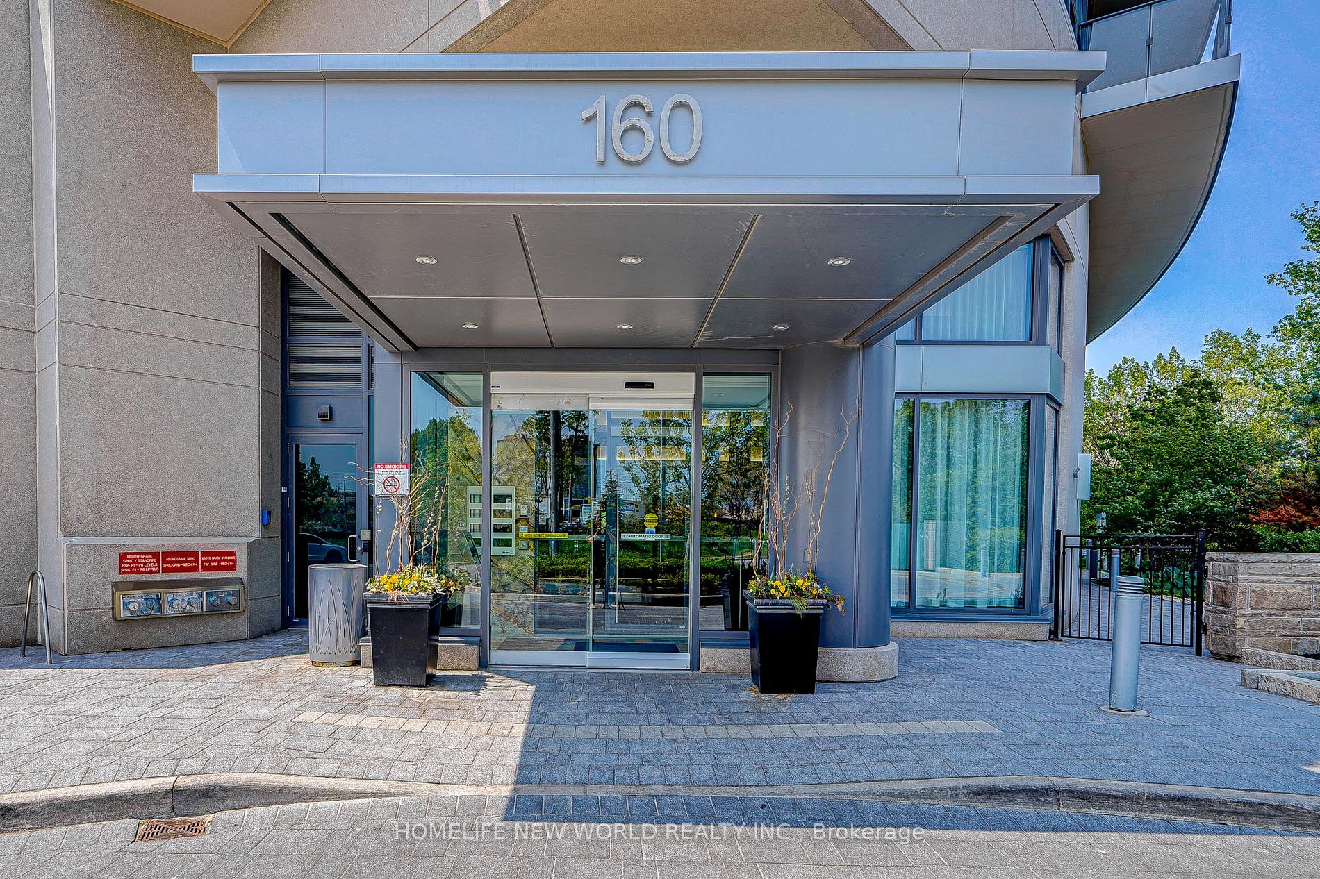 160 Vanderhoof Ave, #1111