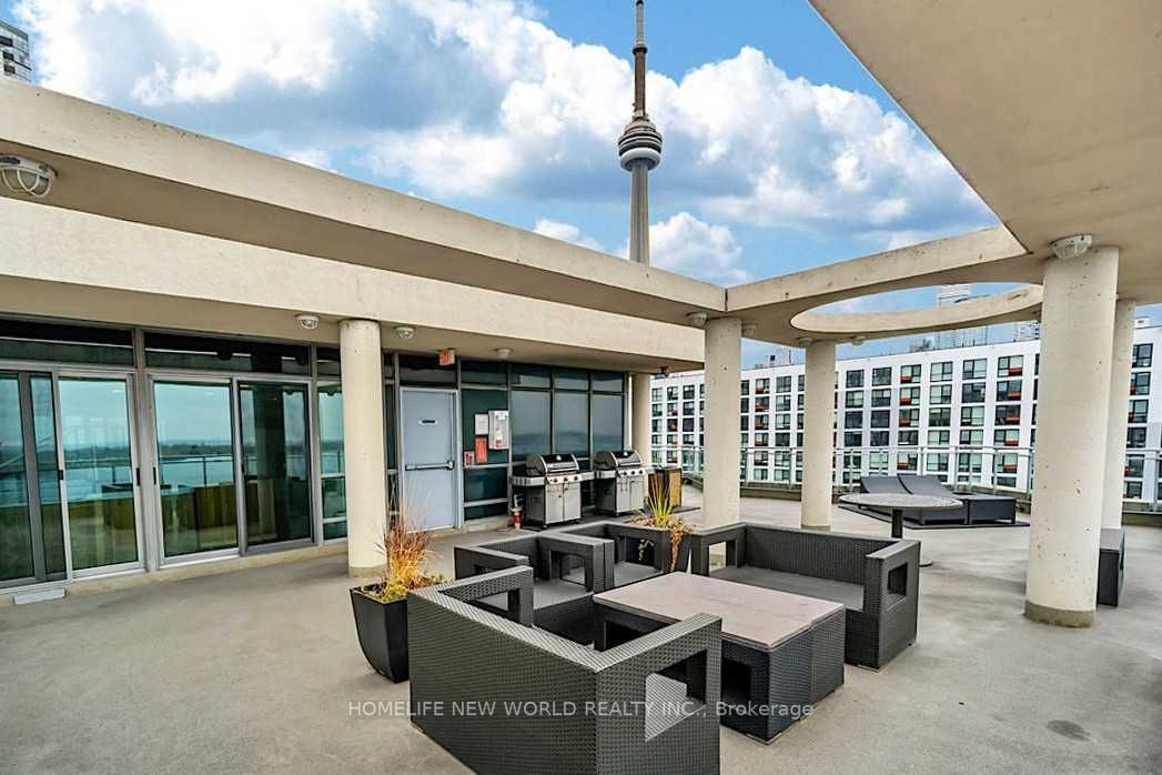 410 Queens Quay W, #1106