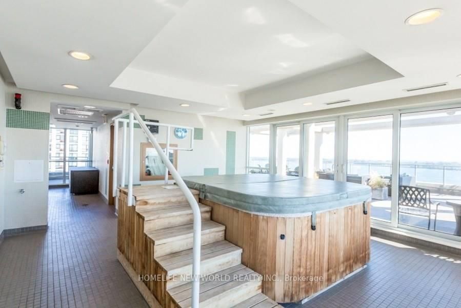 410 Queens Quay W, #1106