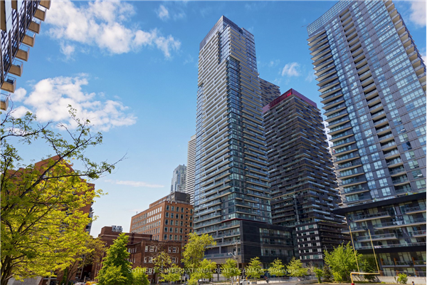 39 Roehampton Ave, Toronto