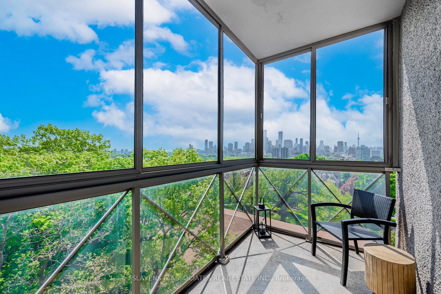 423 Avenue Rd, #9