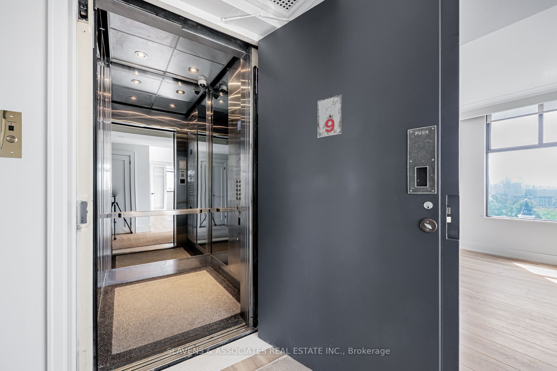 423 Avenue Rd, #9