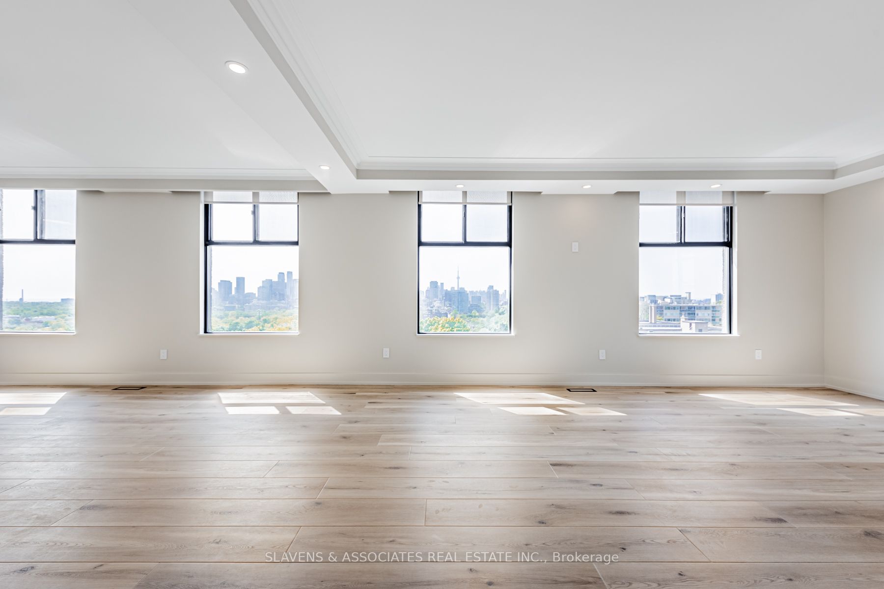 423 Avenue Rd, #9