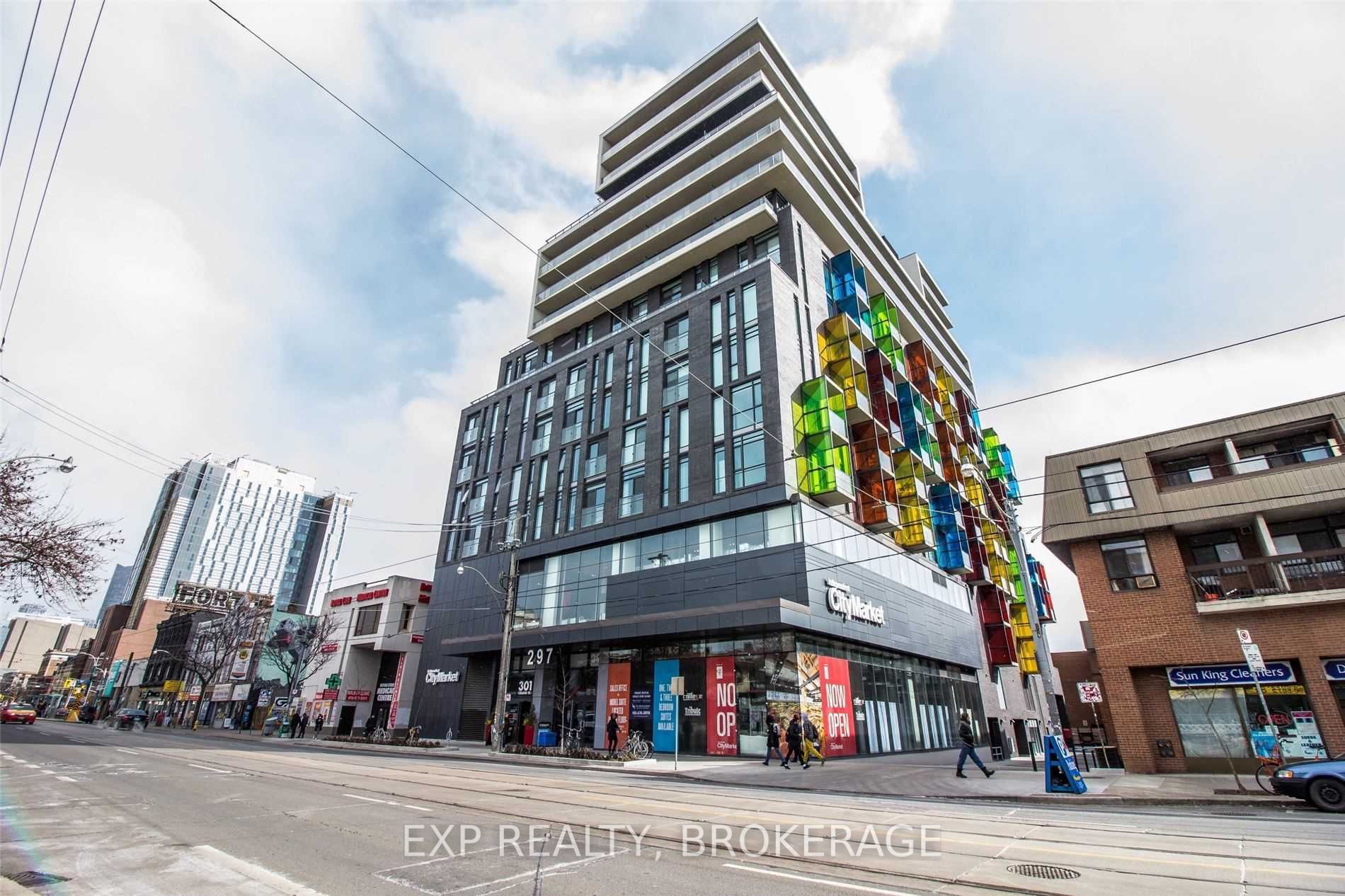 297 College St, #608