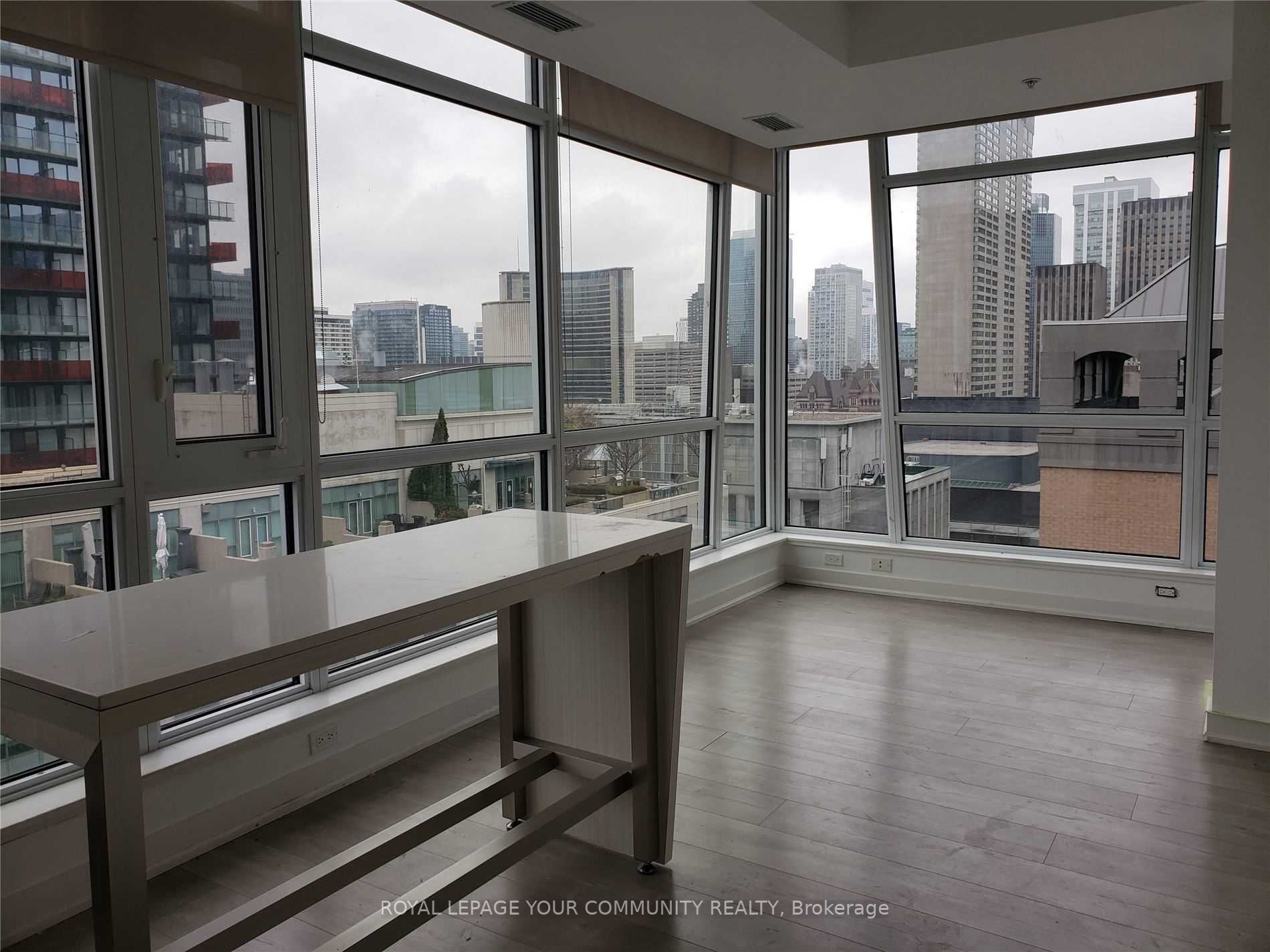199 RICHMOND Street W #1602
