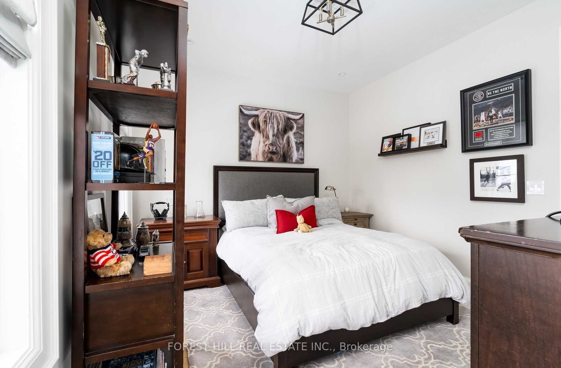 6 Millbank Ave