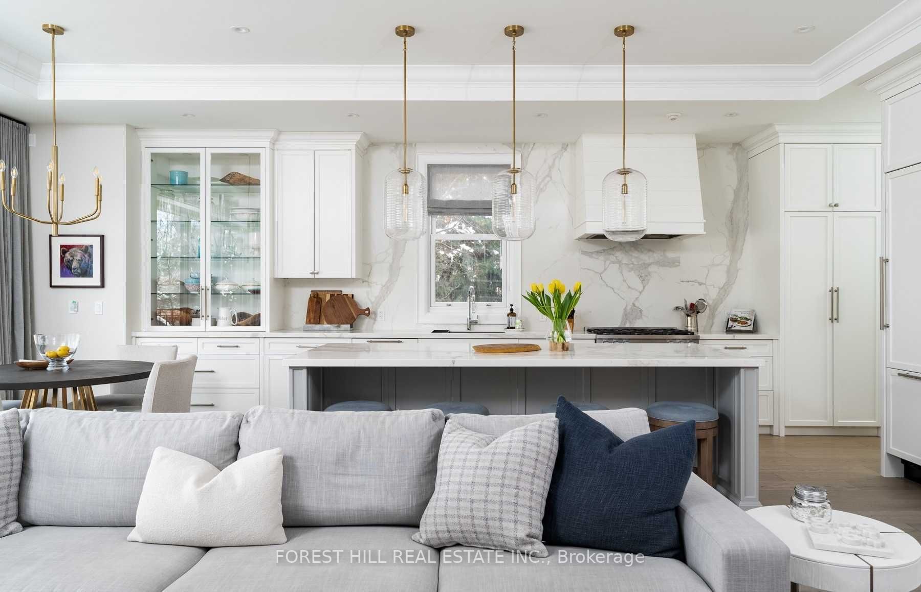 6 Millbank Ave