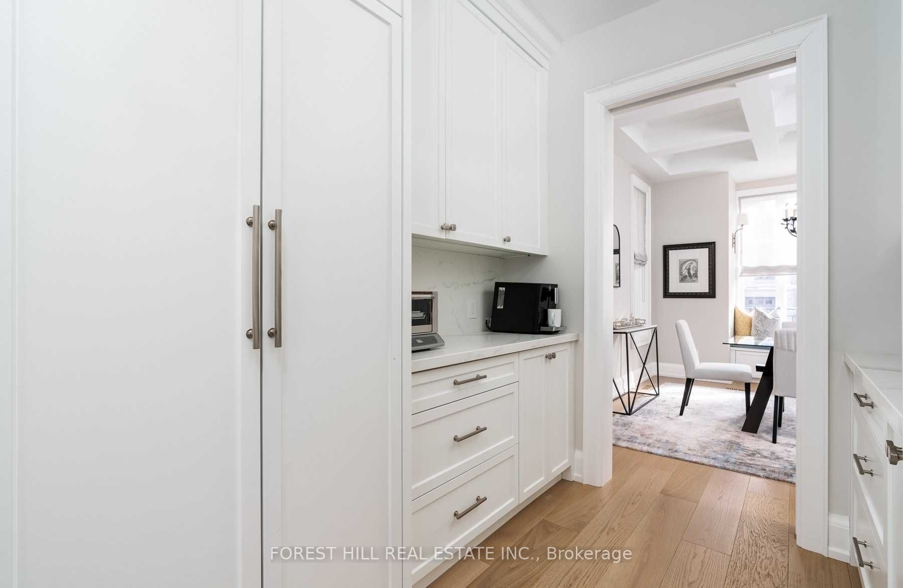 6 Millbank Ave