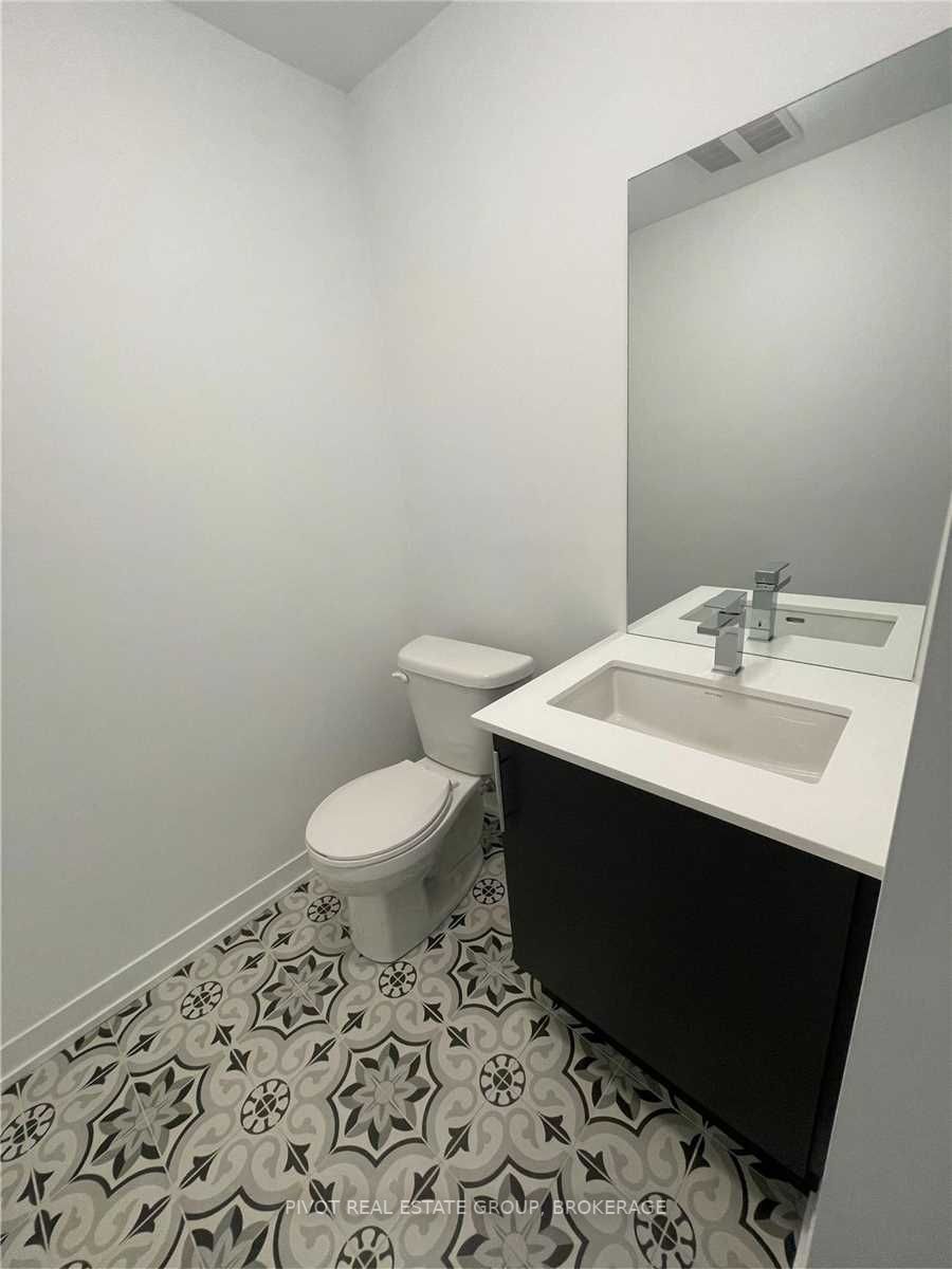 8 Marquette Ave, #6
