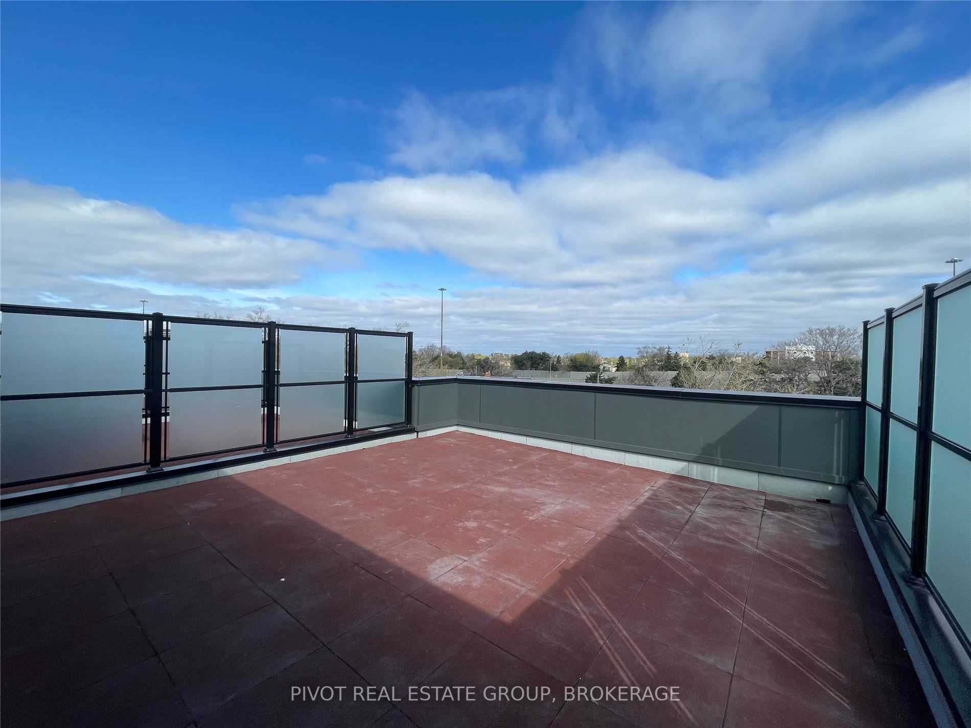 8 Marquette Ave, #6