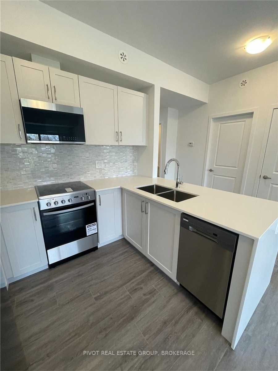8 Marquette Ave, #6