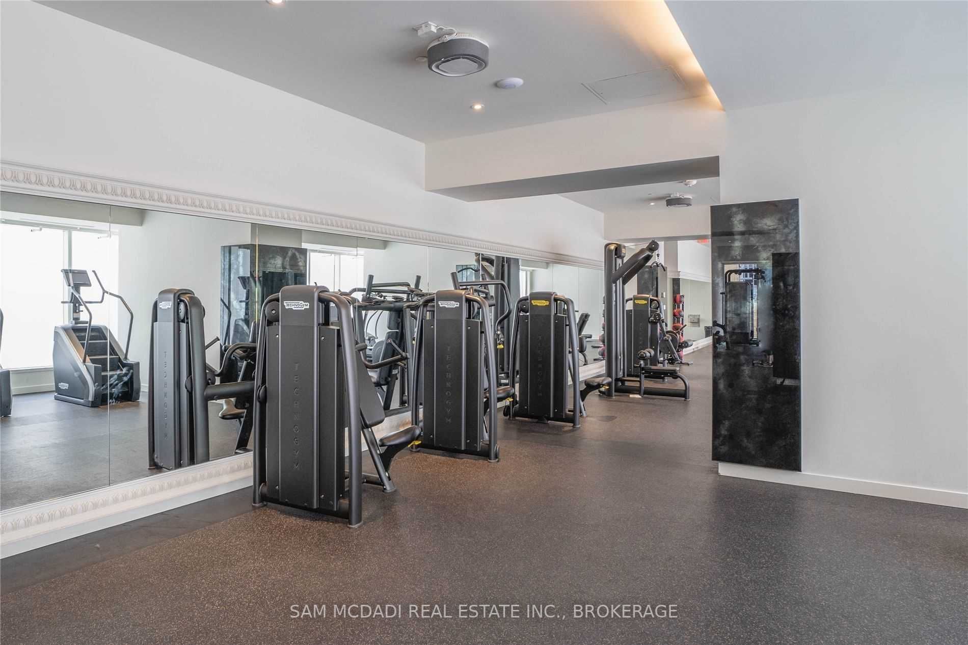 197 Yonge St, #5409