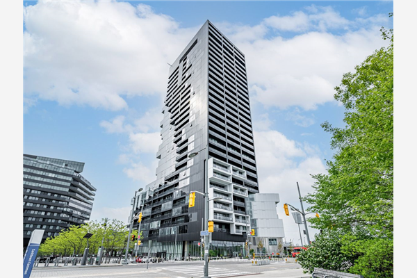 170 Bayview Ave, Toronto