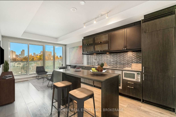 783 Bathurst St, Toronto