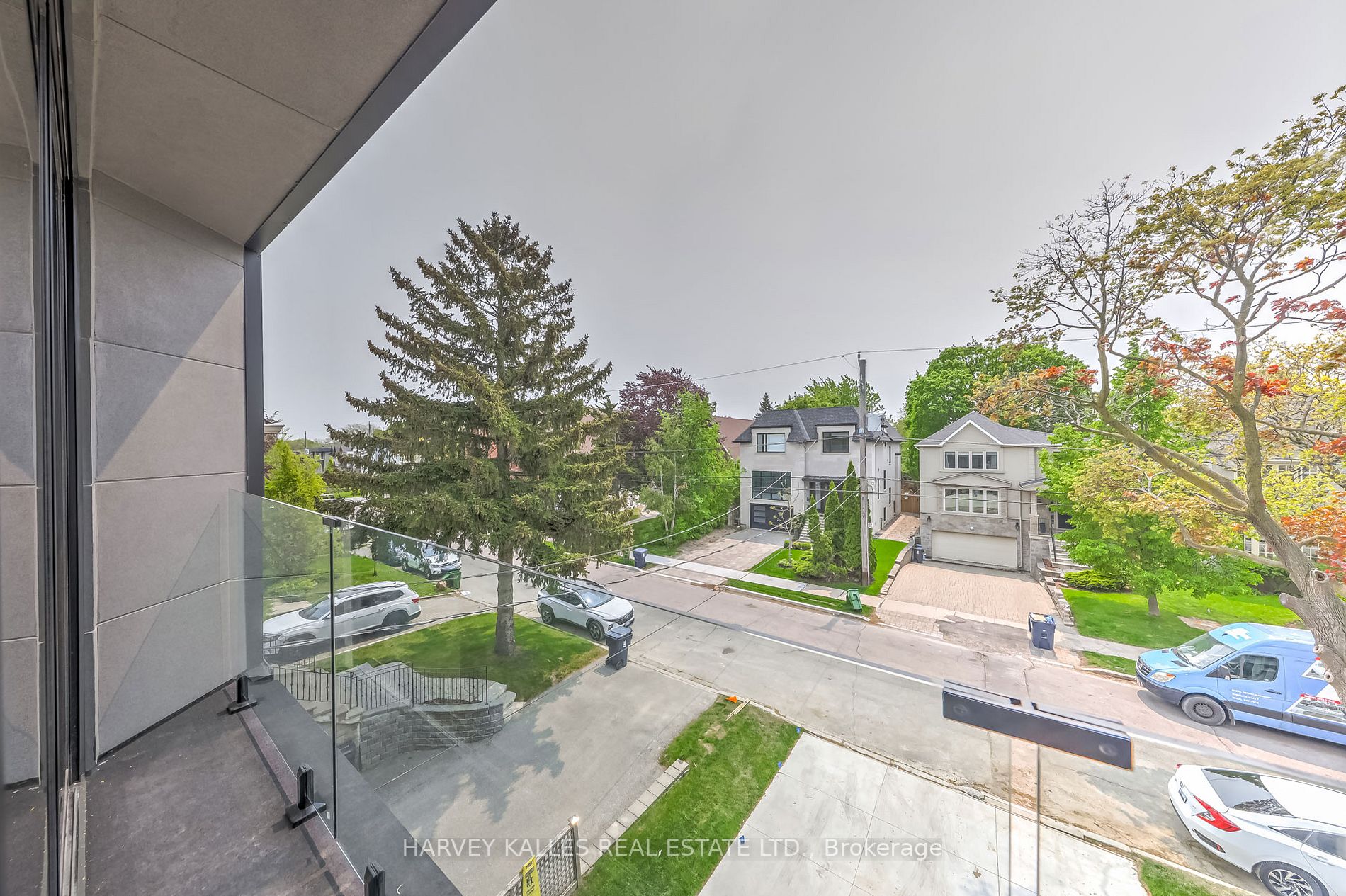 70 Dunblaine Avenue