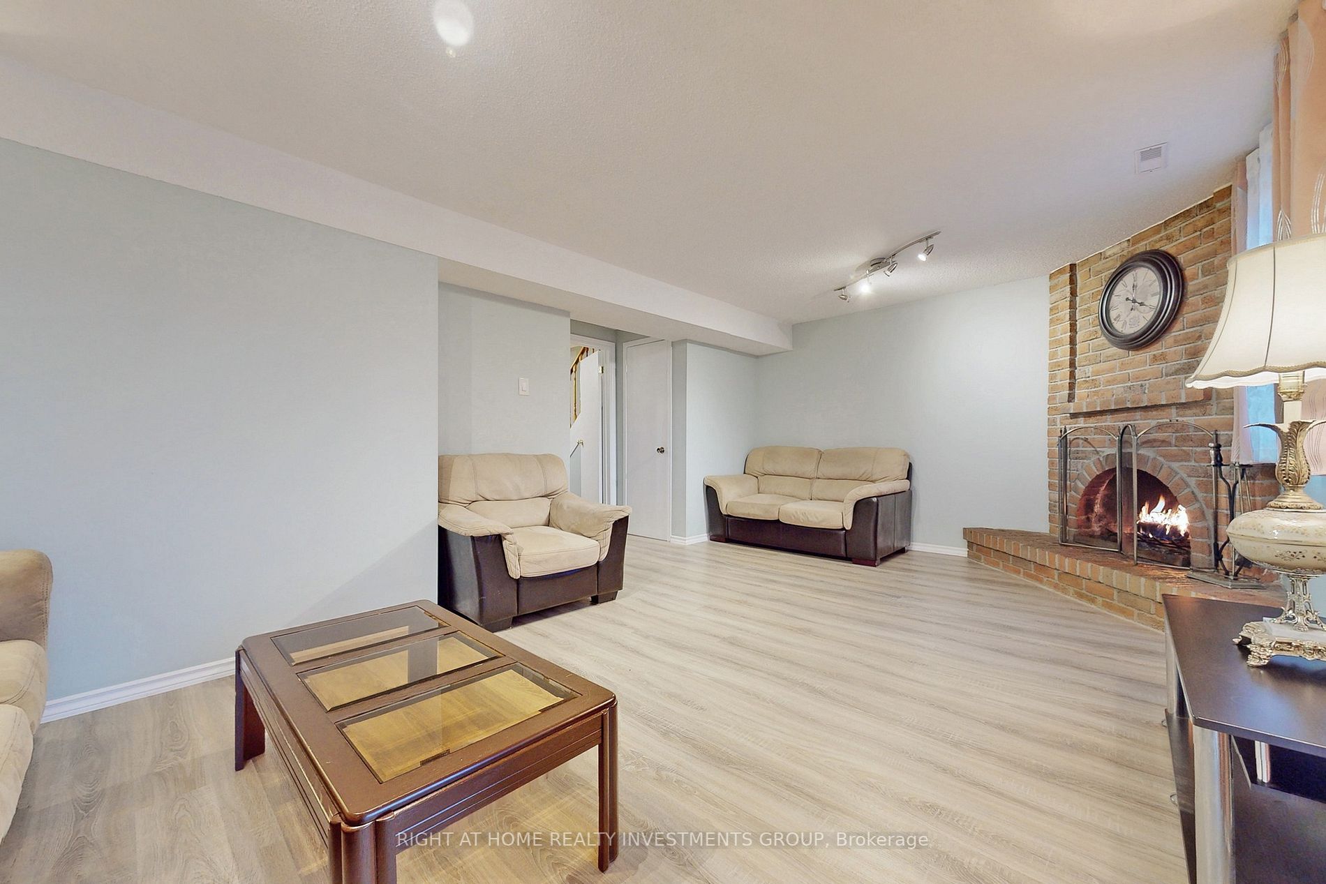 187 Robert Hicks Dr