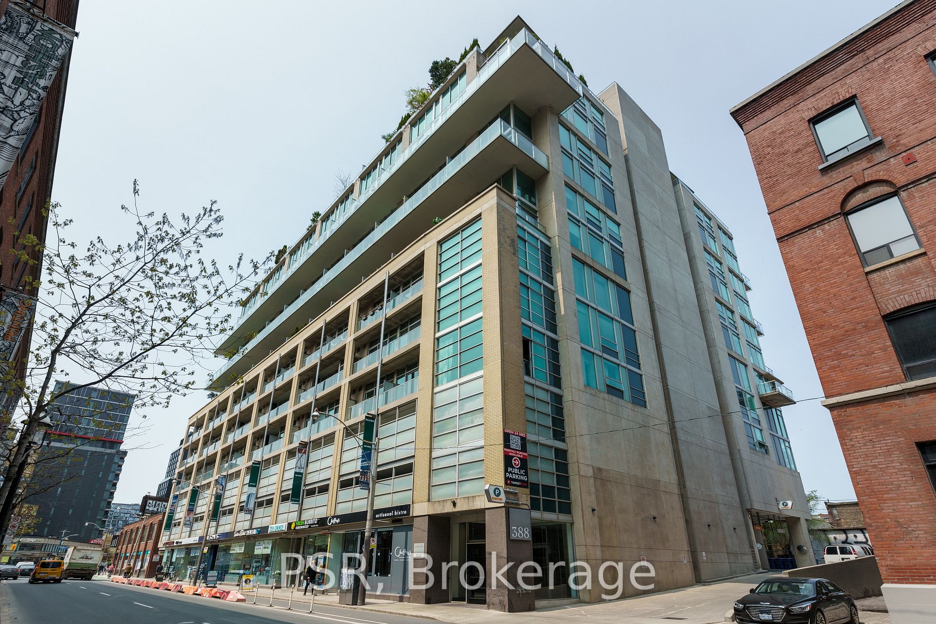 388 Richmond St W, #417