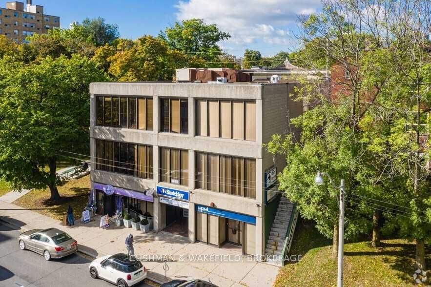 1650 Yonge St, #301-302
