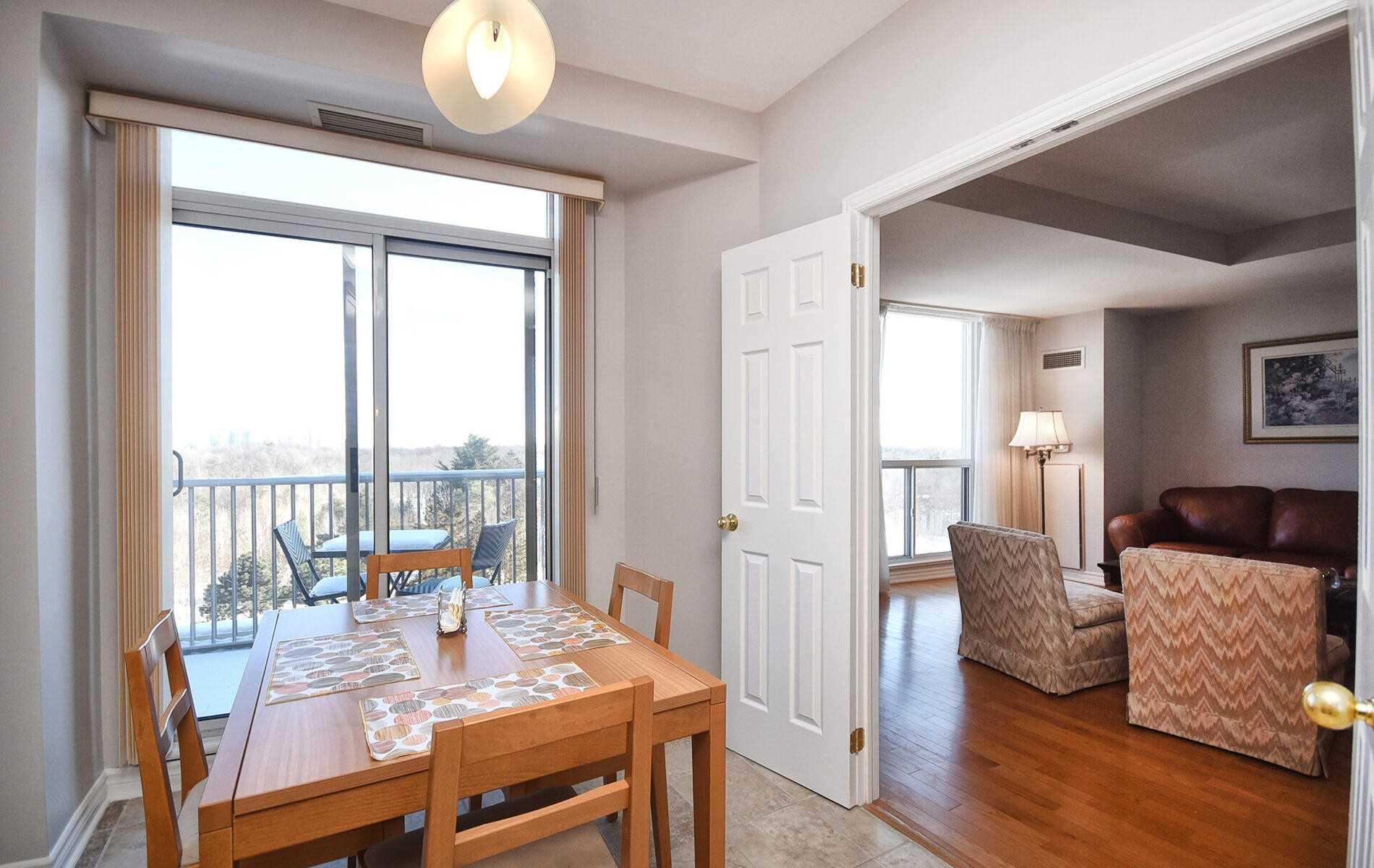 4200 Bathurst St, #705