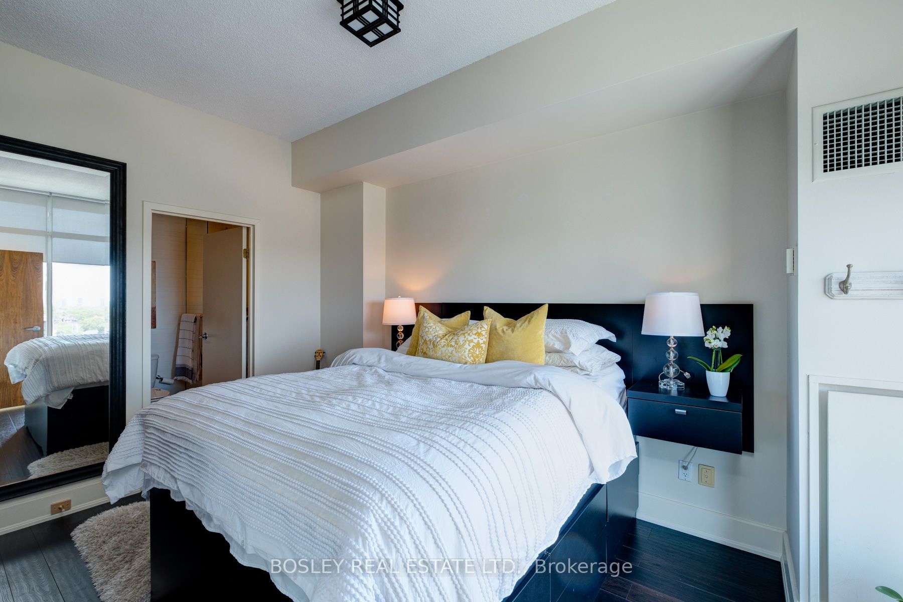 Listing C6032148 - Large Photo # 34