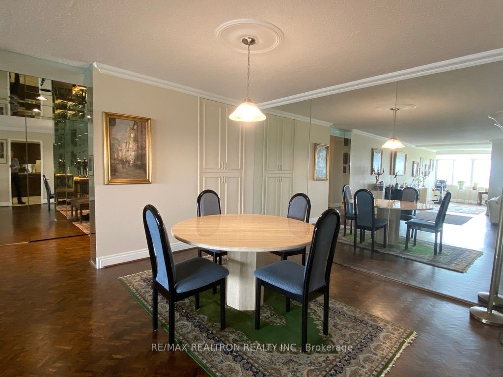 1555 Finch Ave E, #1205