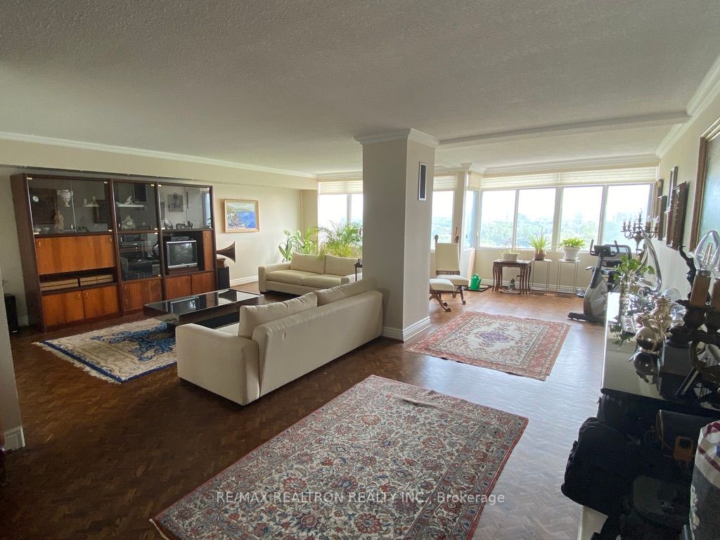 1555 Finch Ave E, #1205