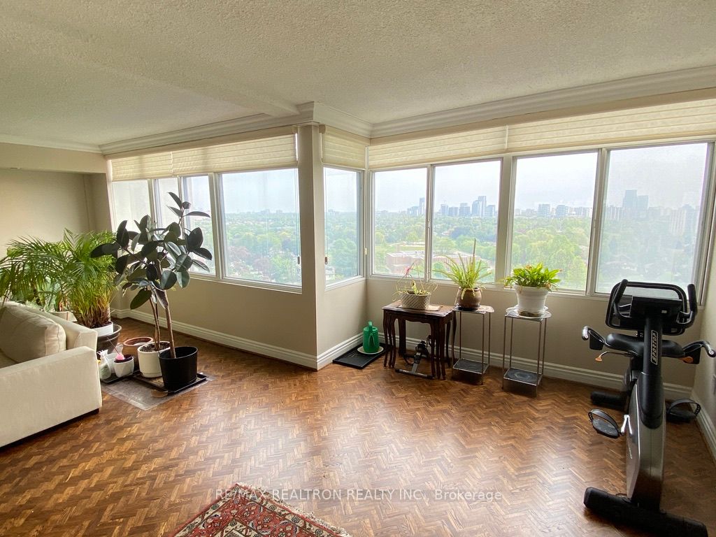 1555 Finch Ave E, #1205