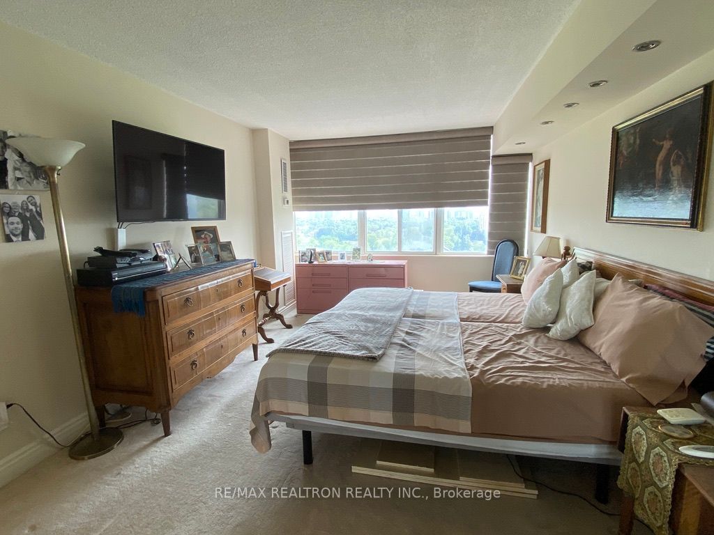 1555 Finch Ave E, #1205