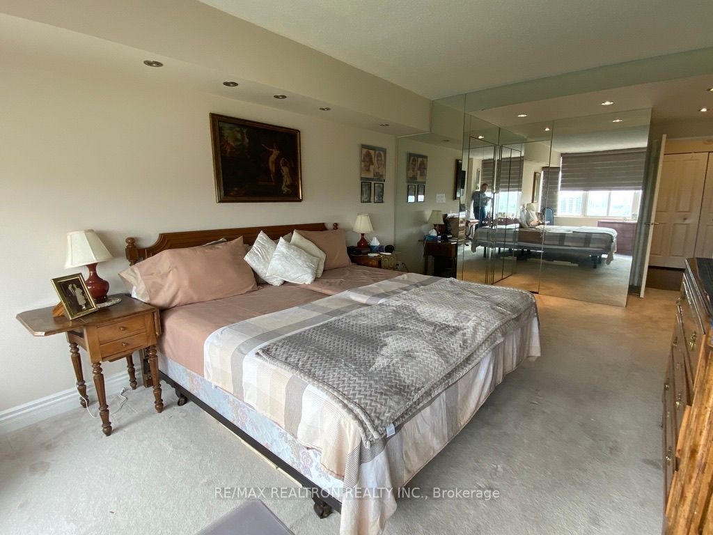 1555 Finch Ave E, #1205