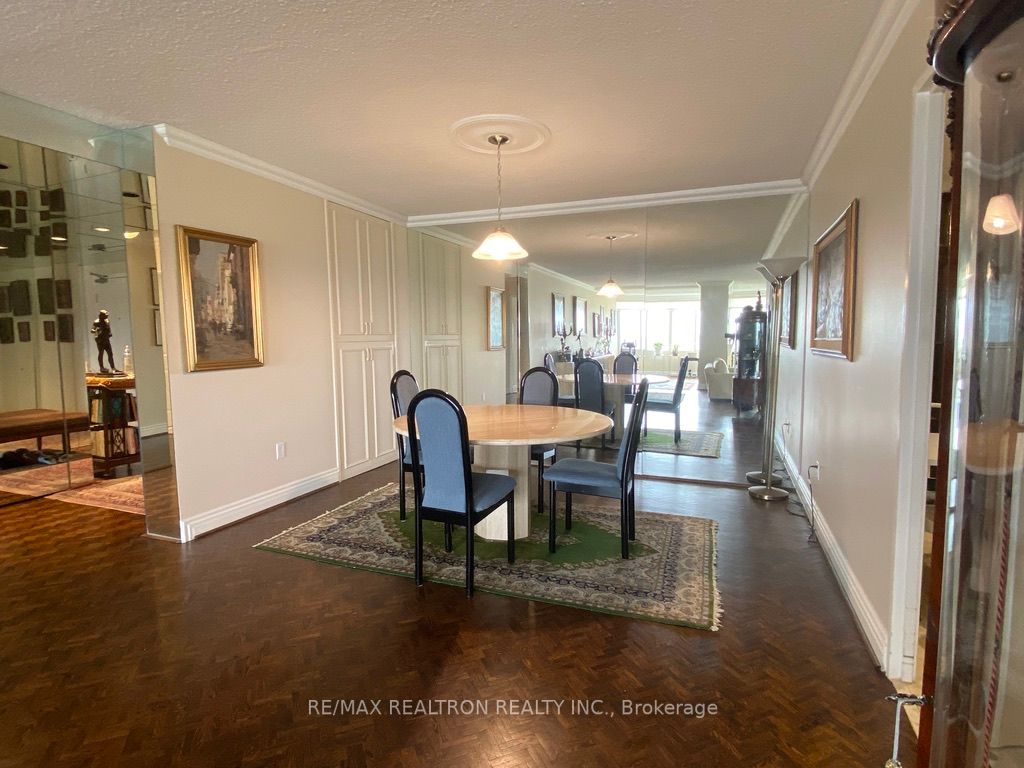 1555 Finch Ave E, #1205