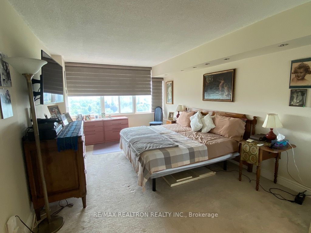1555 Finch Ave E, #1205