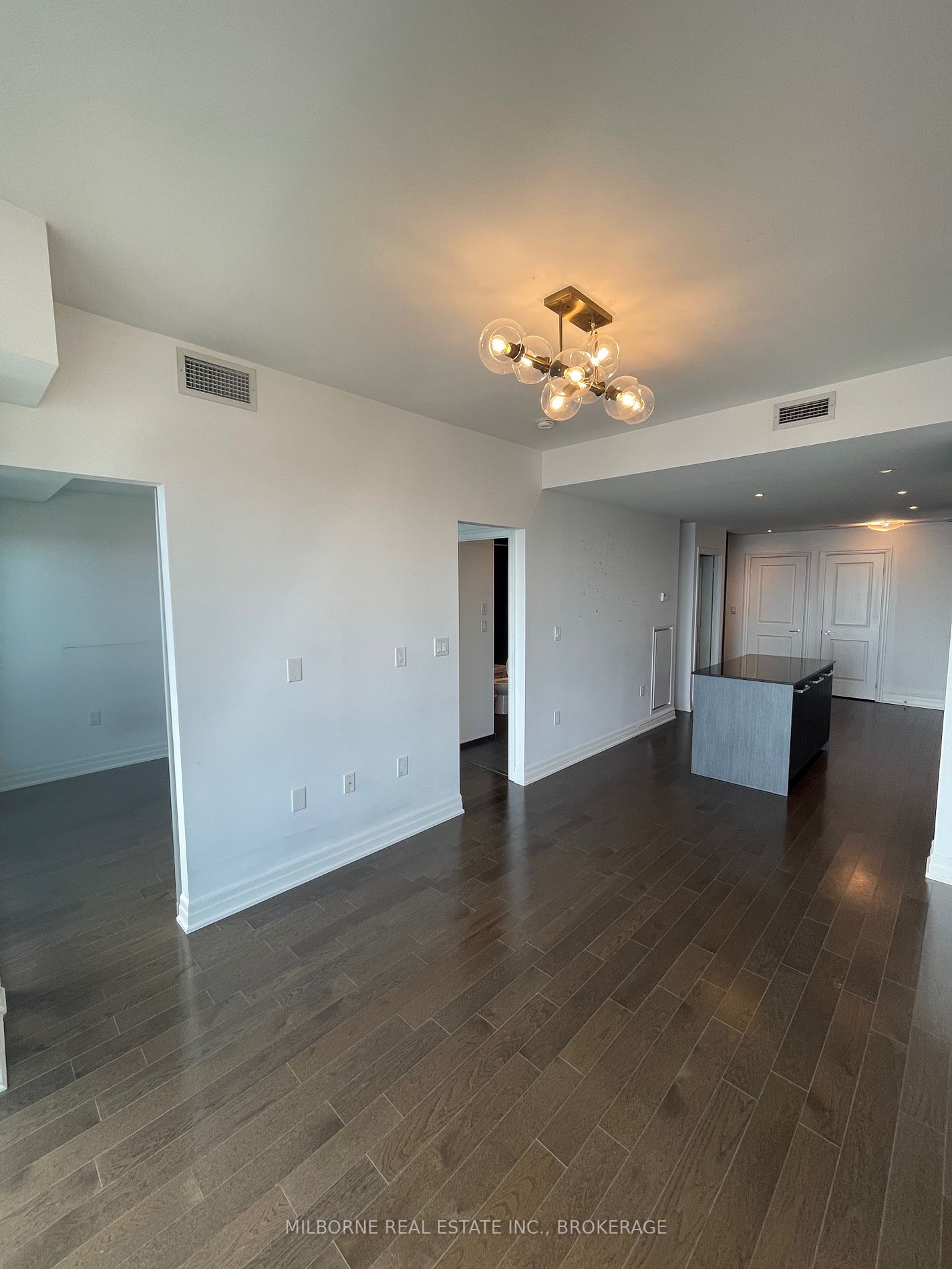 8 The Esplanade Ave, #4311