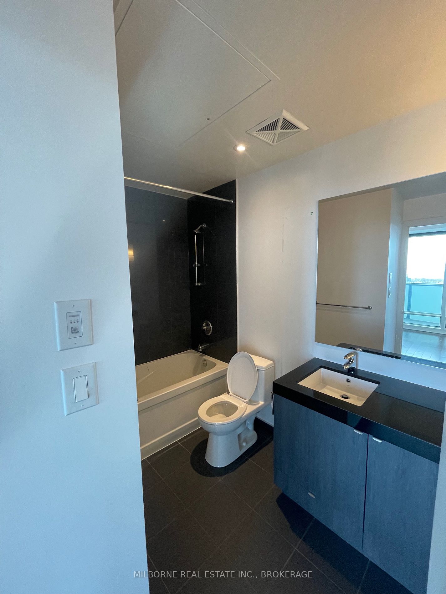 8 The Esplanade Ave, #4311