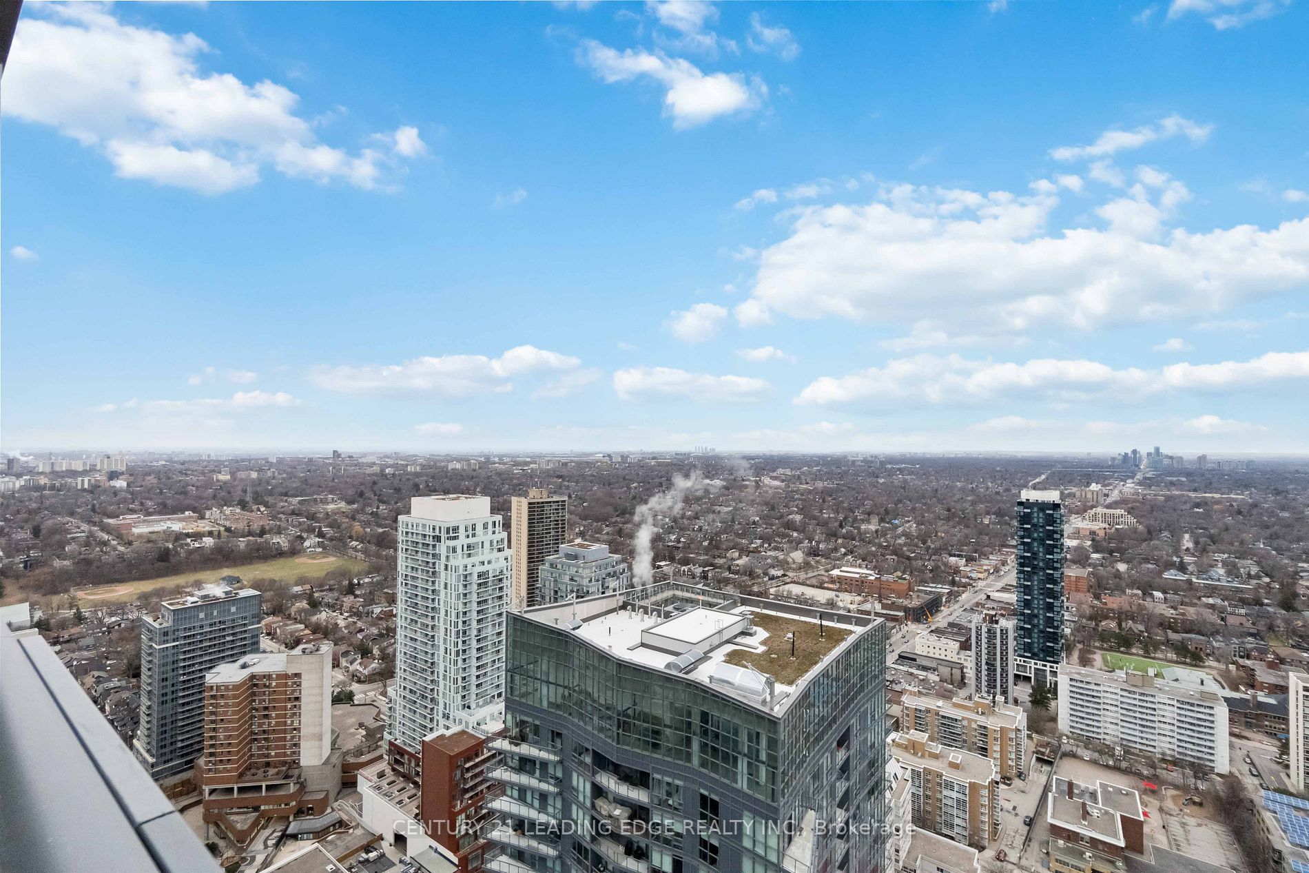39 Roehampton Ave, #4109